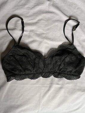 Hanky Panky & Eberjey (2 bras) Black Lace Unlined Bralettes - Women Intimates